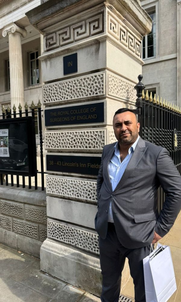 539922156 1284898743432983 2741032156110043436 n 600x1000